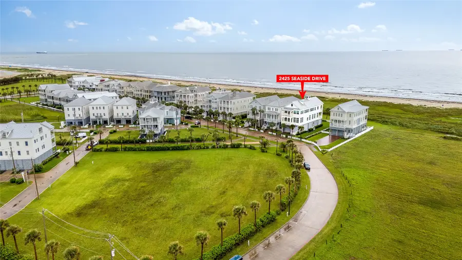 2425 E Seaside Drive, Galveston, TX 77550 - #2