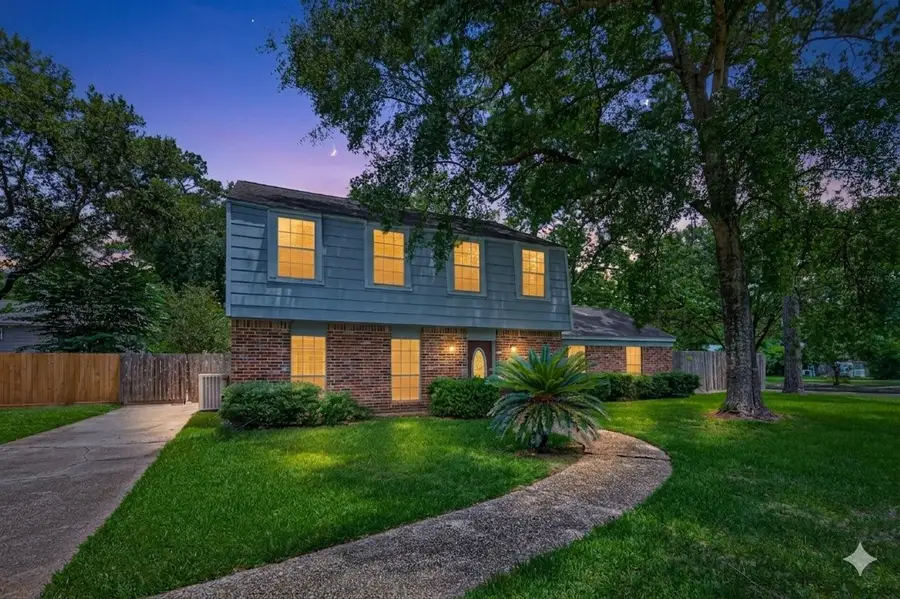 2239 Parkdale Drive, Houston, TX 77339 - #2