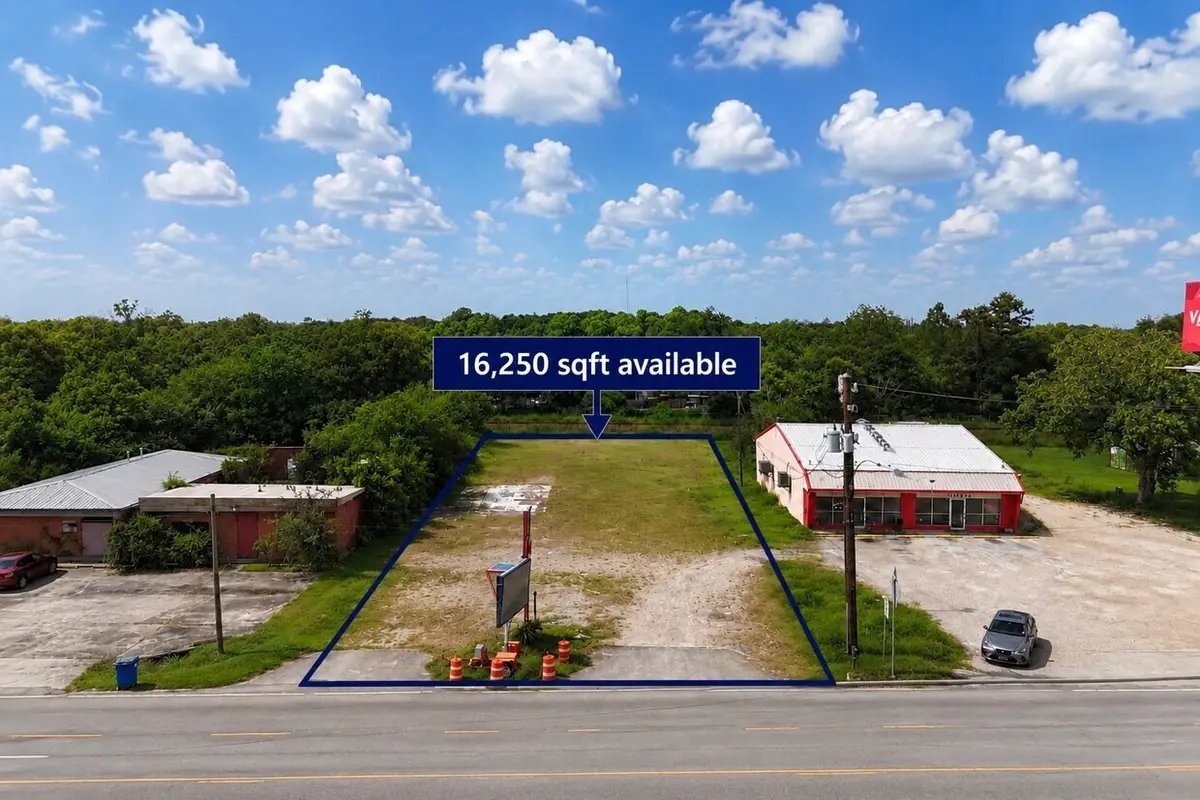 8507 Highway 6, Hitchcock, TX 77563 - #1
