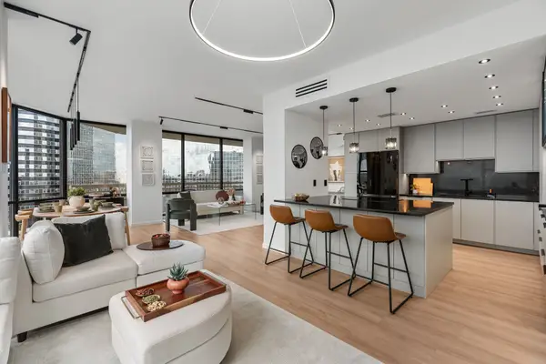 14 Greenway Plaza #9R, Houston, TX 77046