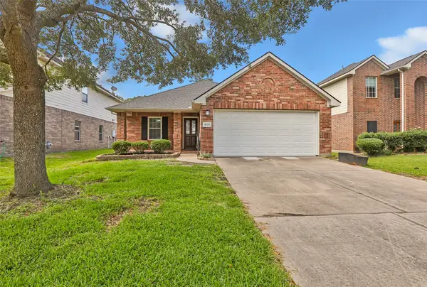 10331 Whisper Bluff Drive, Humble, TX 77396