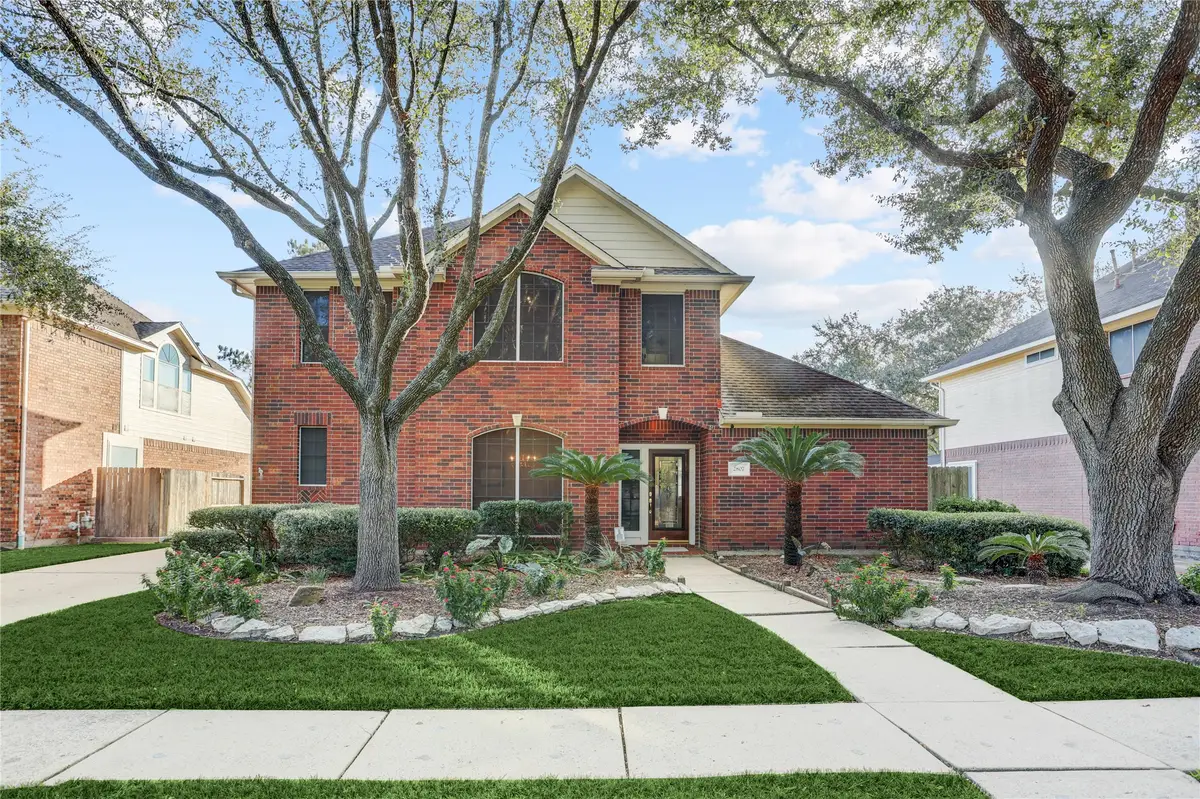 2807 Red Oak Lane, Pearland, TX 77584 - Image #1