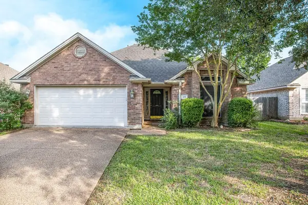 208 Bernburg Court, College Station, TX 77845