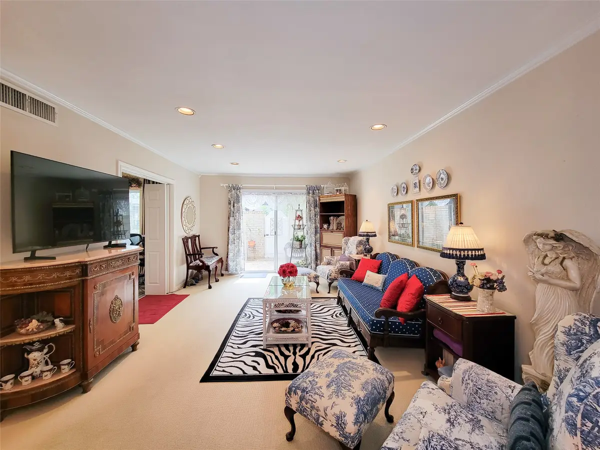 2601 Bellefontaine Street #A104, Houston, TX 77025 - #1