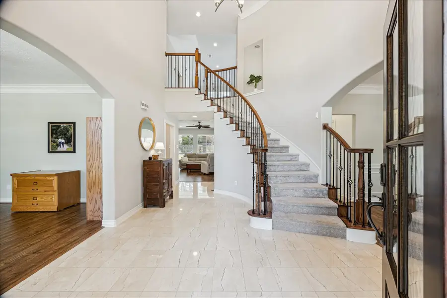 1302 Eagle Lakes Drive, Friendswood, TX 77546 - Image #2