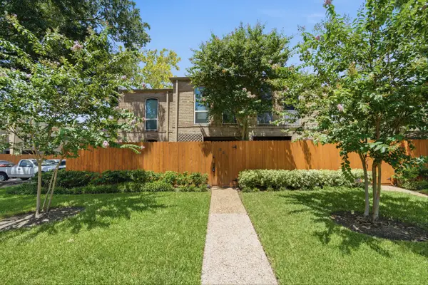 4629 Wild Indigo Street #581, Houston, TX 77027