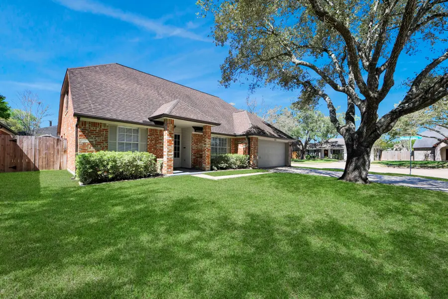 2506 Foxden Drive, Pearland, TX 77584 - #2