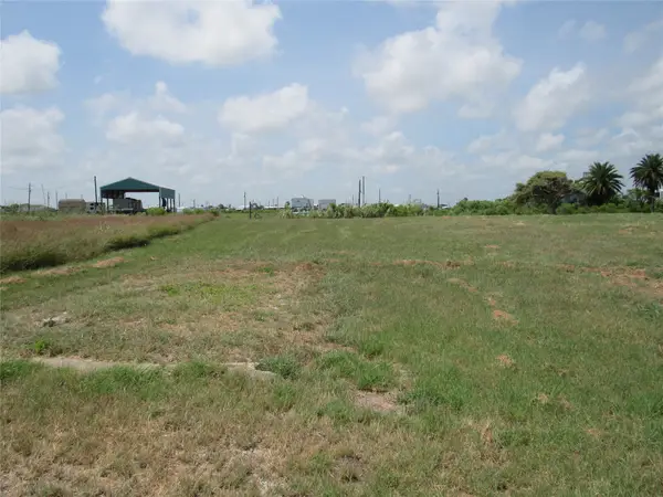 14483 Albacore, Sargent, TX 77414