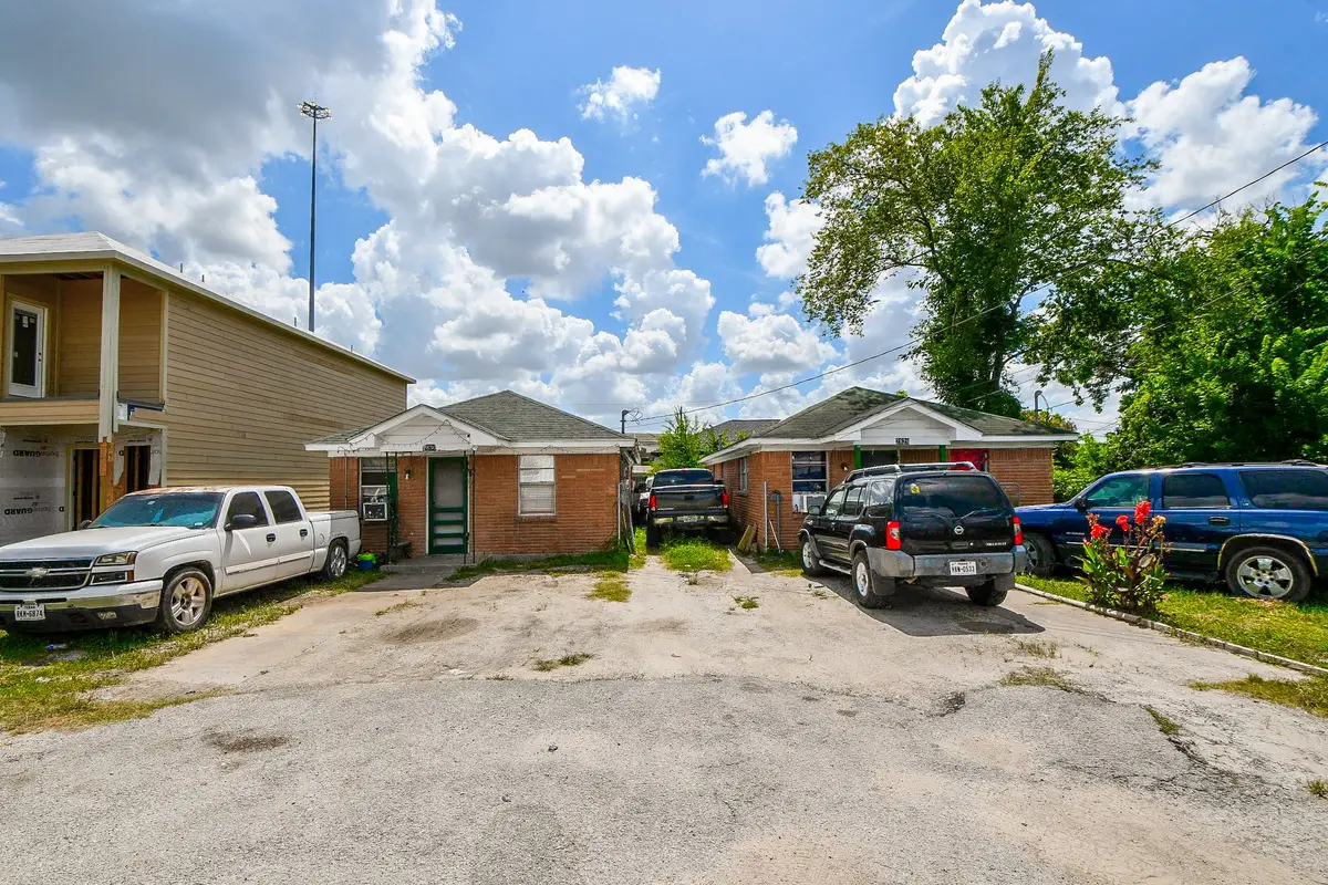 2828 Brackenridge Street, Houston, TX 77026 - #1