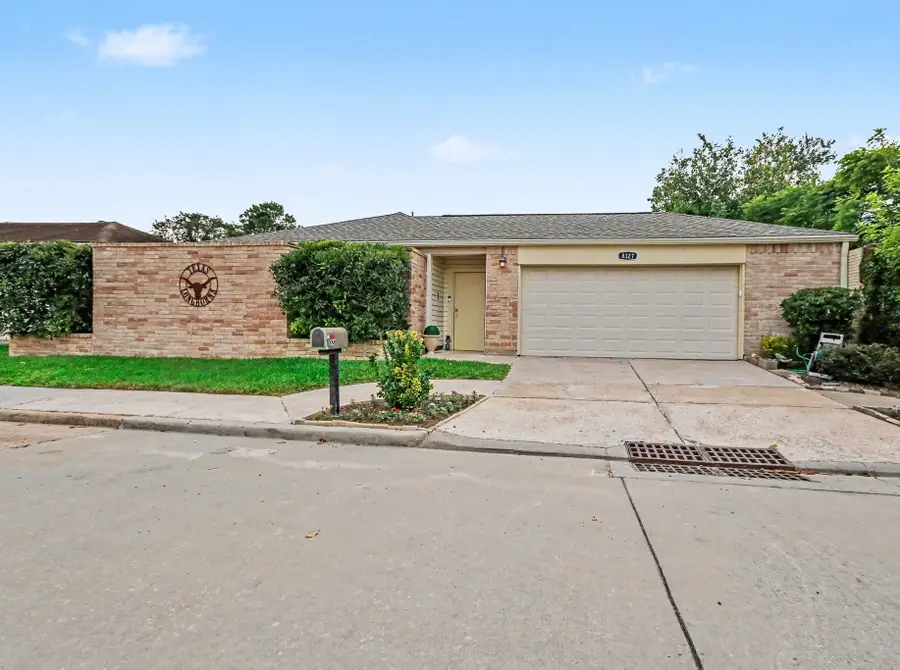 8327 Spring Wind Drive, Houston, TX 77040 - #2