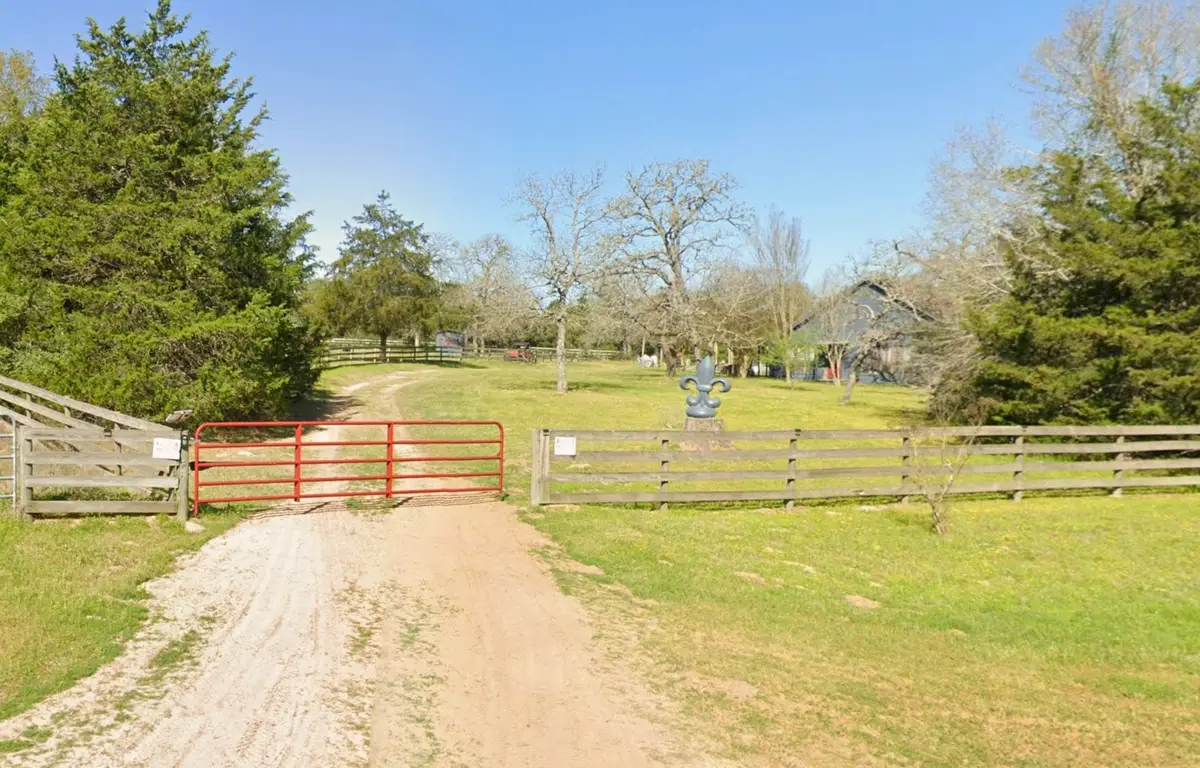16547 Hinkel Road, Cat Spring, TX 78933 - Image #1