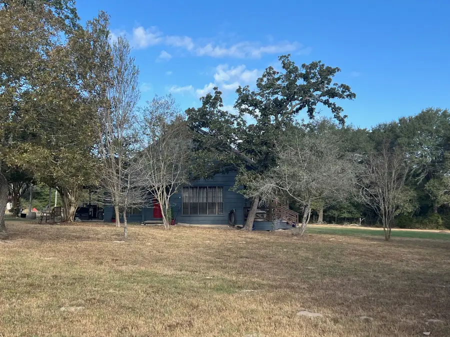 16547 Hinkel Road, Cat Spring, TX 78933 - Image #3