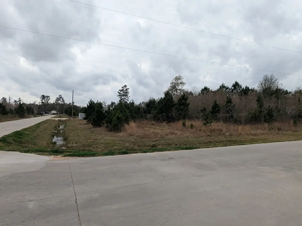 107 County Road 5022, Cleveland, TX 77327 - Image #1