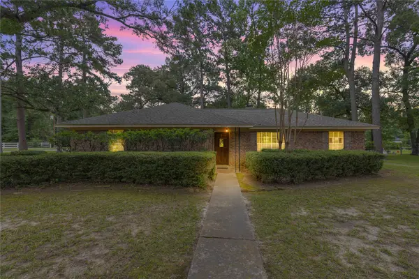 30818 Meadow Wood Drive, Magnolia, TX 77354