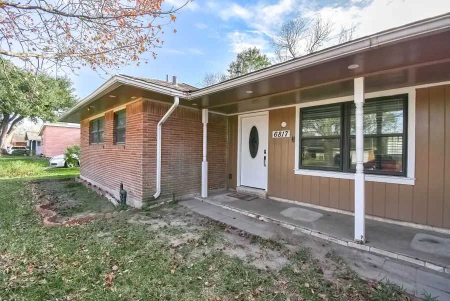 6817 Hendon Lane, Houston, TX 77074 - Image #2