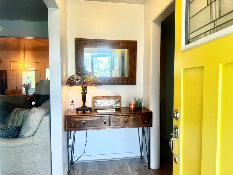 1029 Vine Drive, Angleton, TX 77515 - Image #3