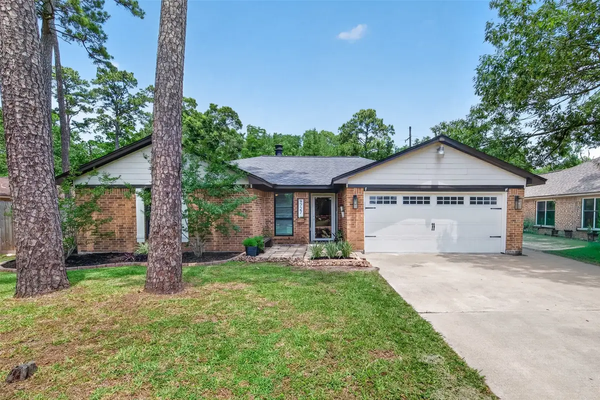9727 Forest Hollow Drive, Baytown, TX 77521 - #1