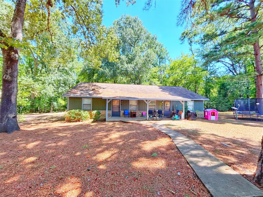 114 and 116 Woodland Circle, Crockett, TX 75835 - #2