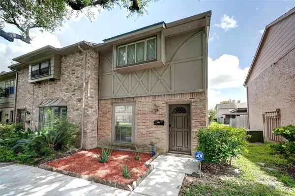 7336 Crownwest Street #7336, Houston, TX 77072