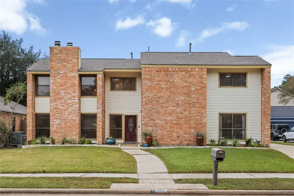 1610 E Hedgecroft Drive, El Lago, TX 77586