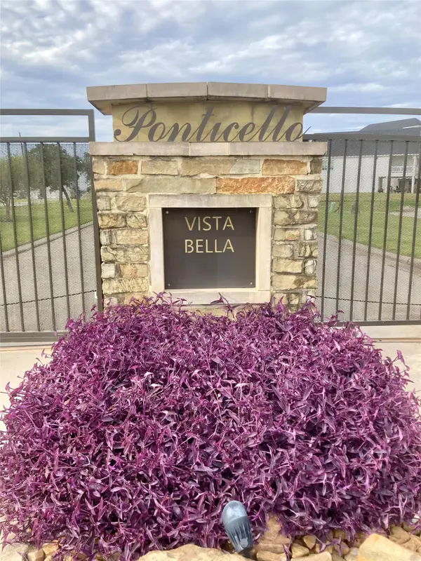 710 Vista Bella, Galveston, TX 77554