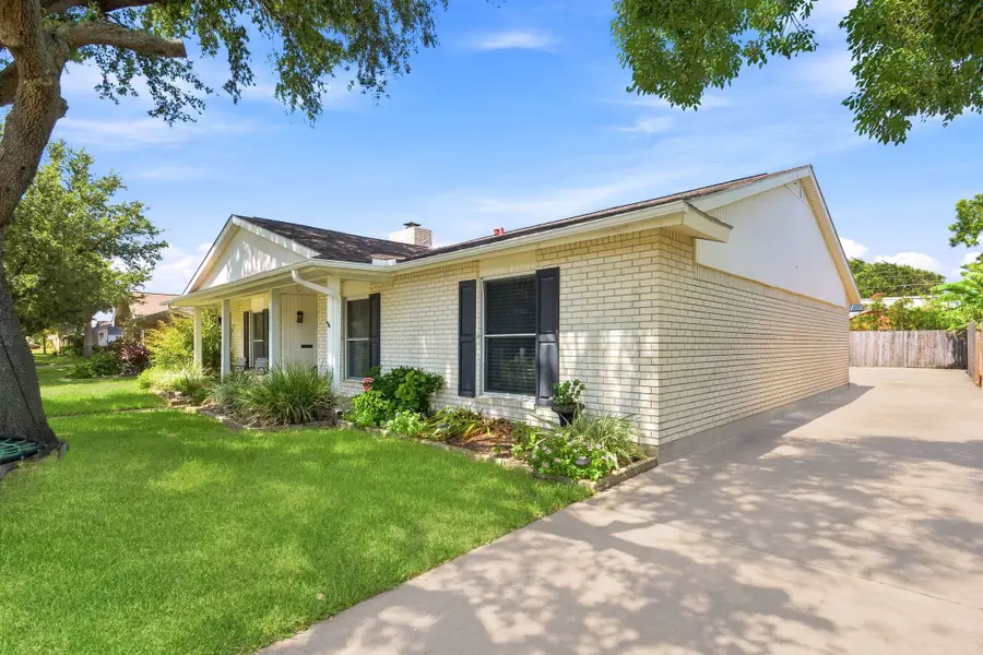3002 Beluche Drive, Galveston, TX 77551 - #2