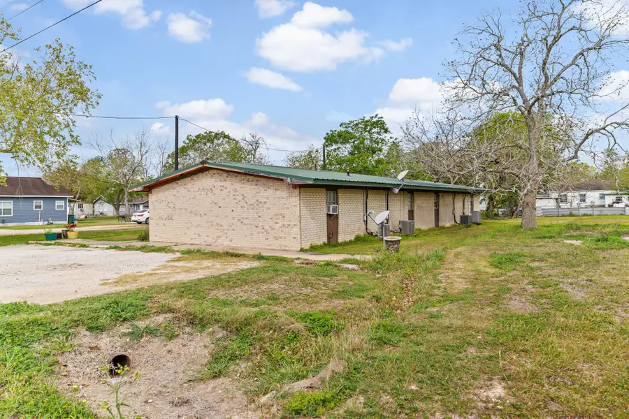 502 E Heard, Ganado, TX 77962 - #3