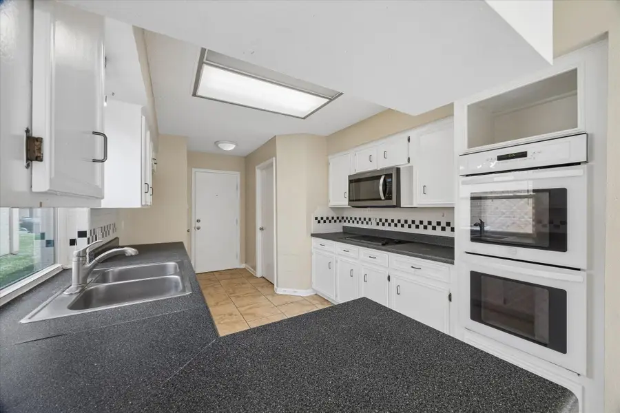 15814 Stonehaven Drive, Houston, TX 77059 - #3