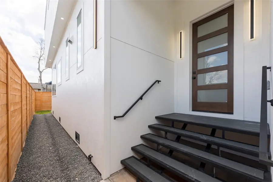 1122 E 27th St #A, Houston, TX 77009 - #2