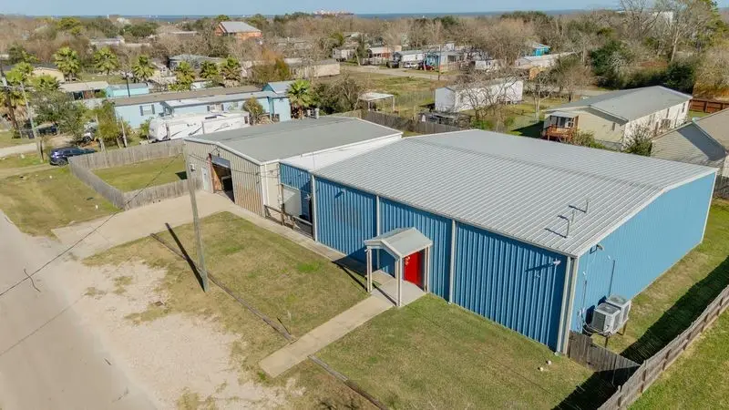 341 5th Street, Dickinson, TX 77539 - #1
