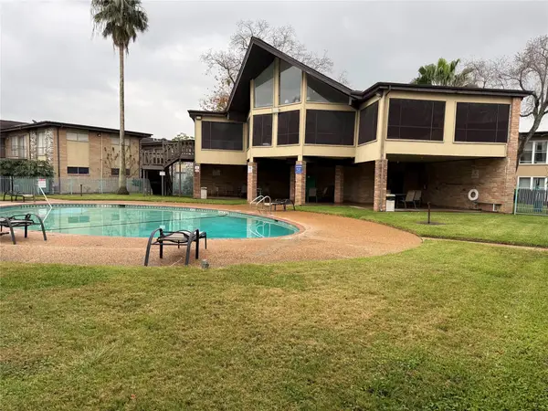 7047 Bissonnet Street #70, Houston, TX 77074