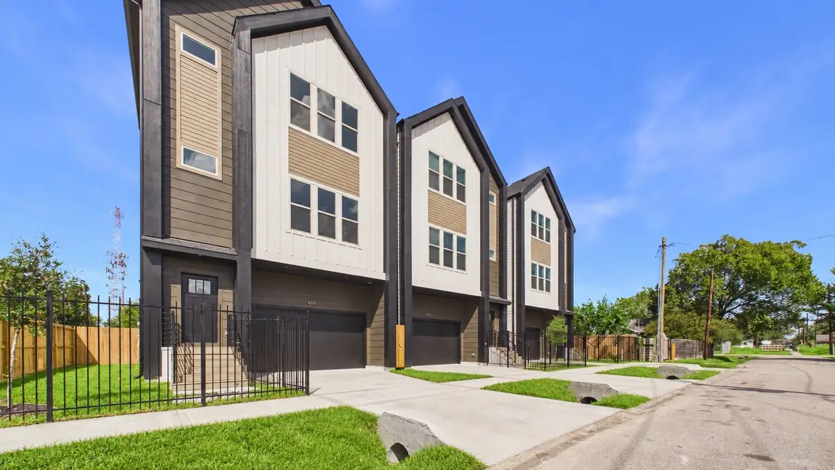 4205 Arlington Street, Houston, TX 77018 - #1