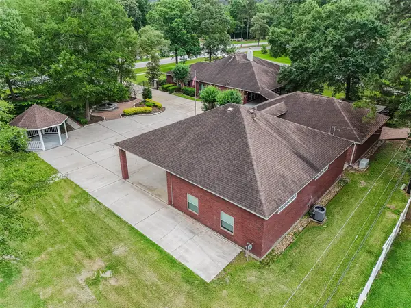 700 Carriage Hills Boulevard, Conroe, TX 77384