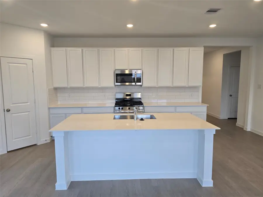 3014 Mariner Island Drive, Texas City, TX 77568 - #2