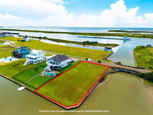 2112 Laguna Harbor Estate Boulevard, Port Bolivar, TX 77650