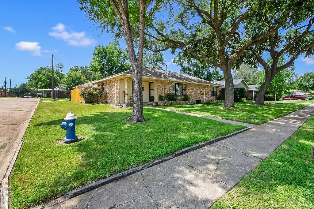 4923 Saxon Drive, Houston, TX 77092 - #1