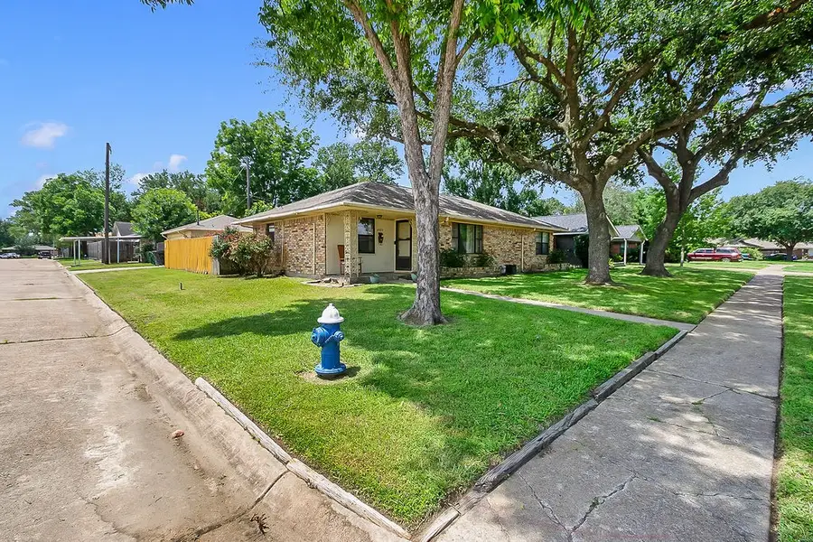 4923 Saxon Drive, Houston, TX 77092 - #3