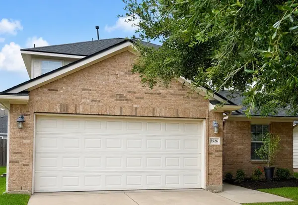 3926 Falvel Shadow Creek Drive, Spring, TX 77388