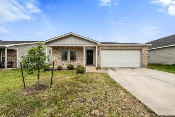 15662 Briar Forest Dr, Conroe, TX 77306