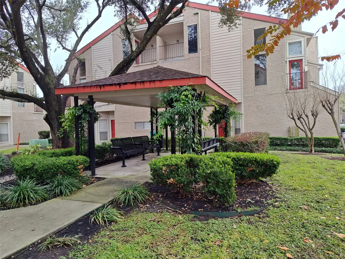 10855 Meadowglen Lane #928, Houston, TX 77042 - #1