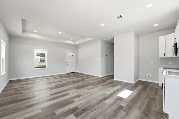 3795 Piney Point, Conroe, TX 77301