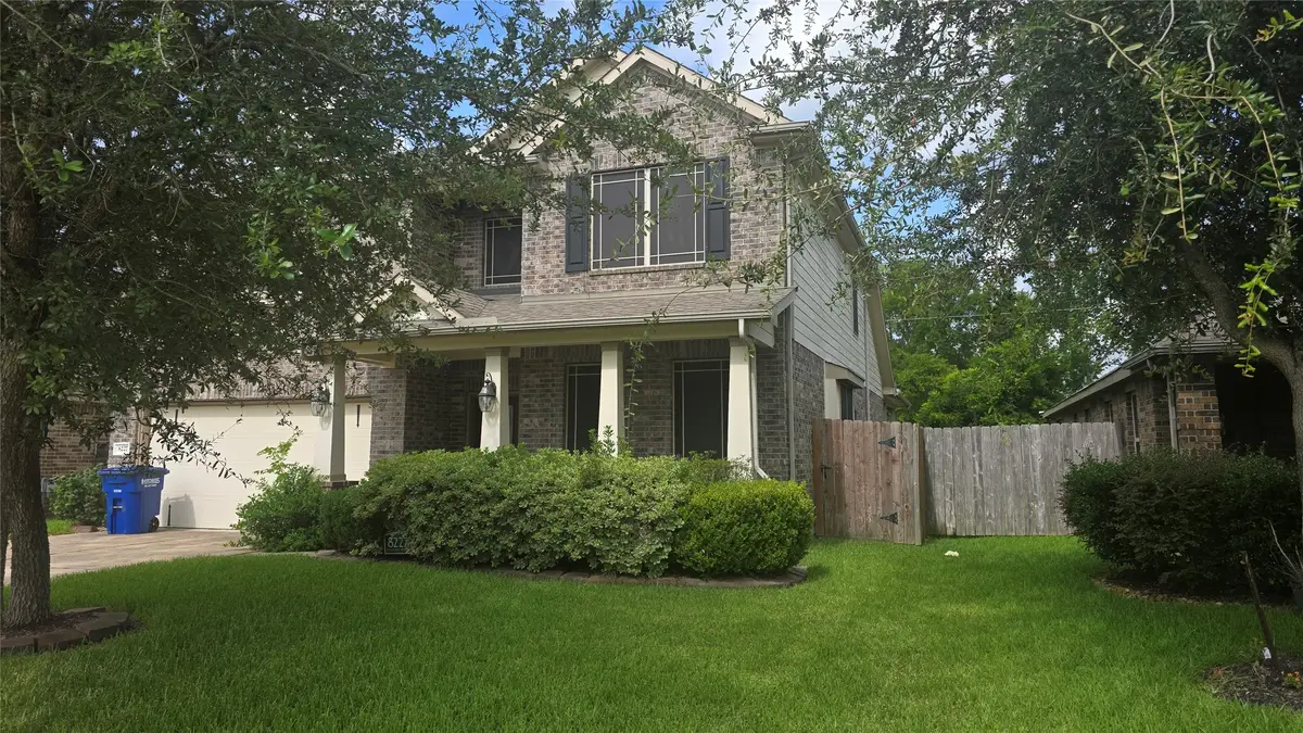 8227 Broadleaf Avenue, Baytown, TX 77521 - #1