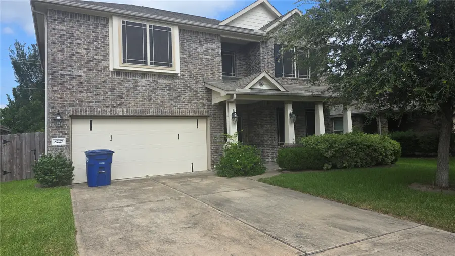 8227 Broadleaf Avenue, Baytown, TX 77521 - #2