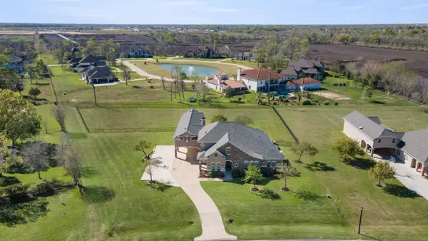 8703 Majesty Lane, Richmond, TX 77469