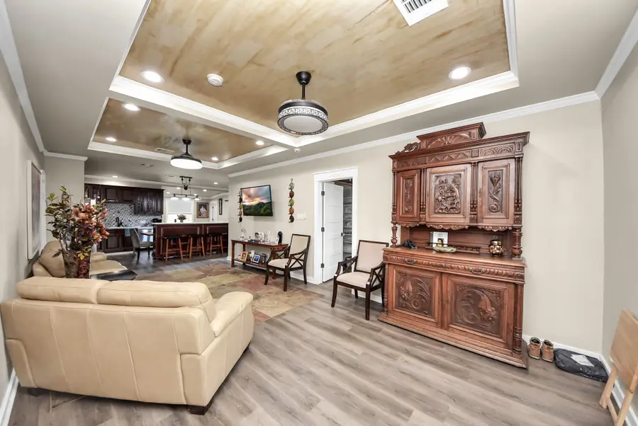 1106 S 8th Street, La Porte, TX 77571 - #2