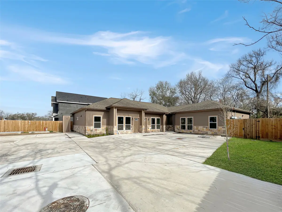 8310 Williamsdell, Houston, TX 77088 - #1