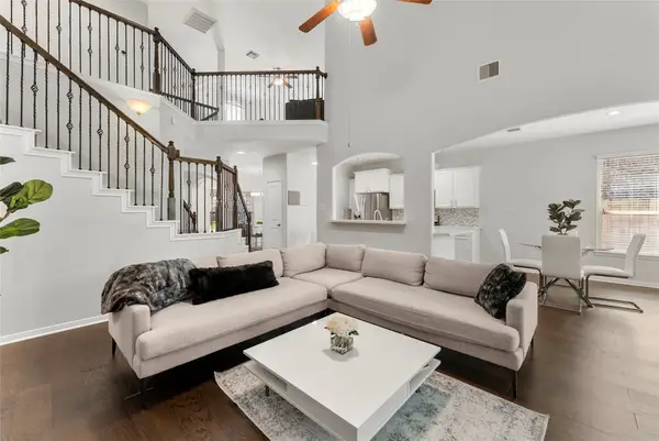 2434 Garden Falls Drive, Conroe, TX 77384