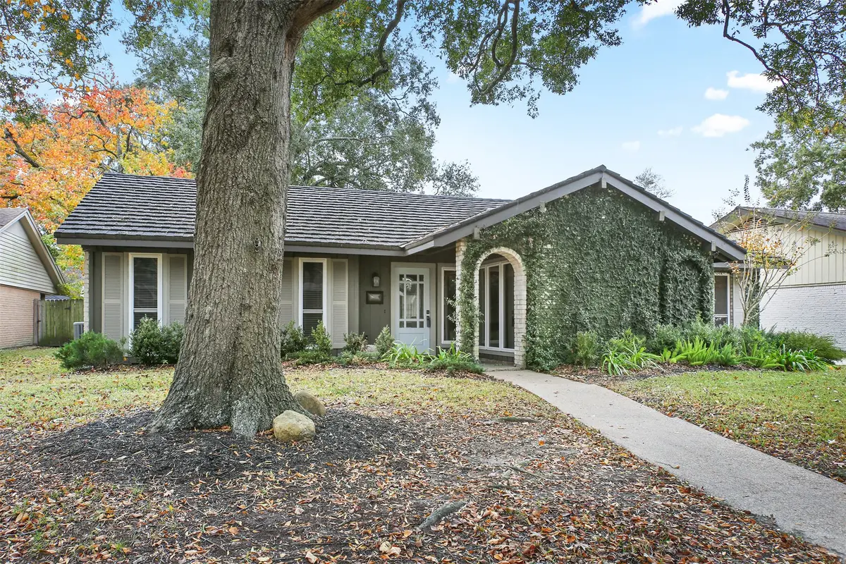 18306 Barbuda Lane, Houston, TX 77058 - Image #1