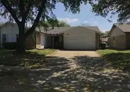 7209 W Cleburne Road, Fort Worth, TX 76133 - #1