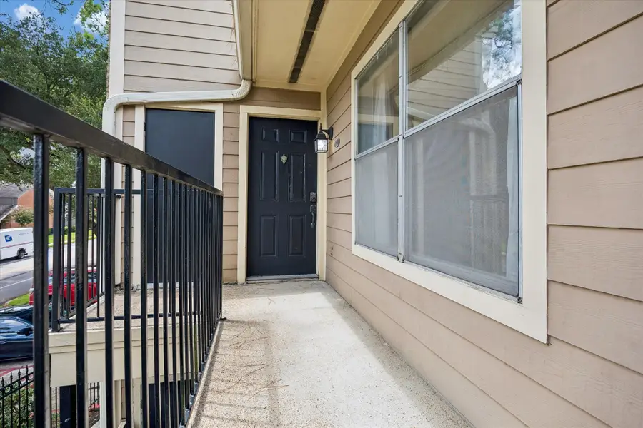702 Bering Drive #117, Houston, TX 77057 - #3